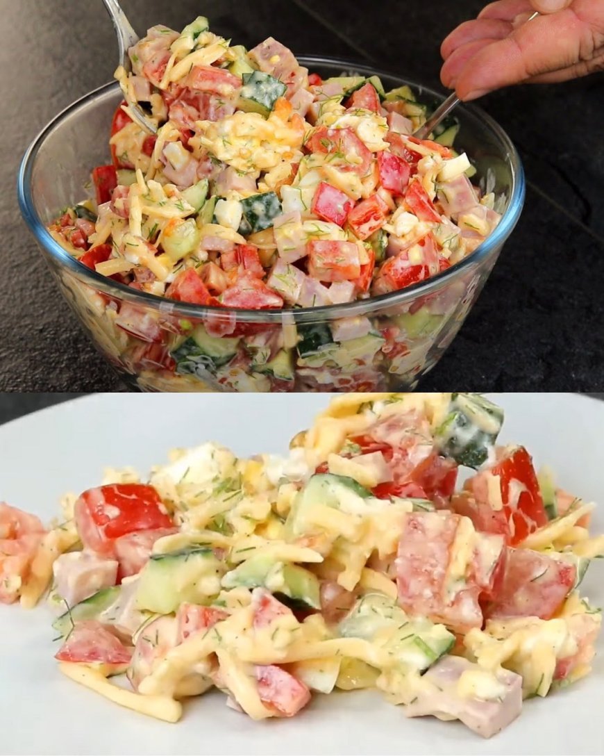 Salat aus frischem Gemüse und herzhaften Zutaten: Eine köstliche und ...
