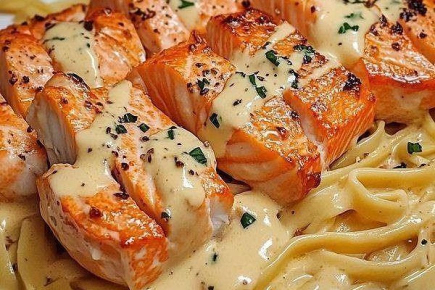 Cremige Knoblauchbutter Lachs Pasta - Rezepte